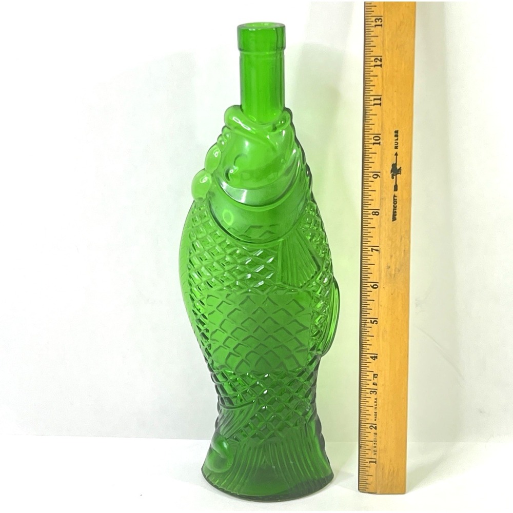 Vintage Green Glass Fish-Shaped Wine Bottle Decanter Textured 13 In.‎ Tall